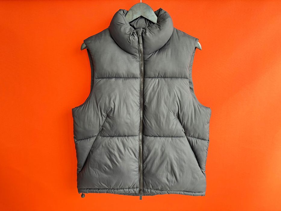 Zara Оригінал чоловіча жилетка безрукавка куртка розмір S