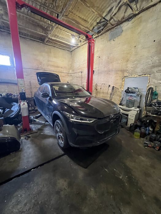 Mustang Mach-e Perfomance GT на запчастини розборка