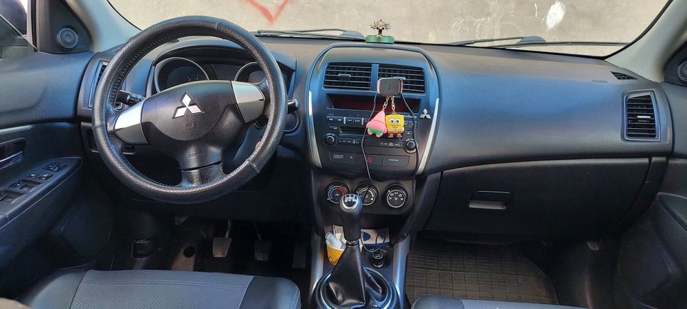 Mitsubishi. ASX .