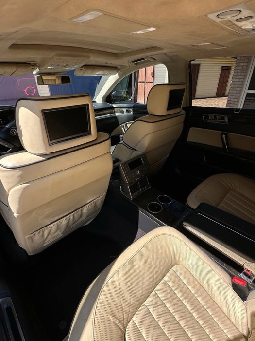 Volkswagen Phaeton 2012