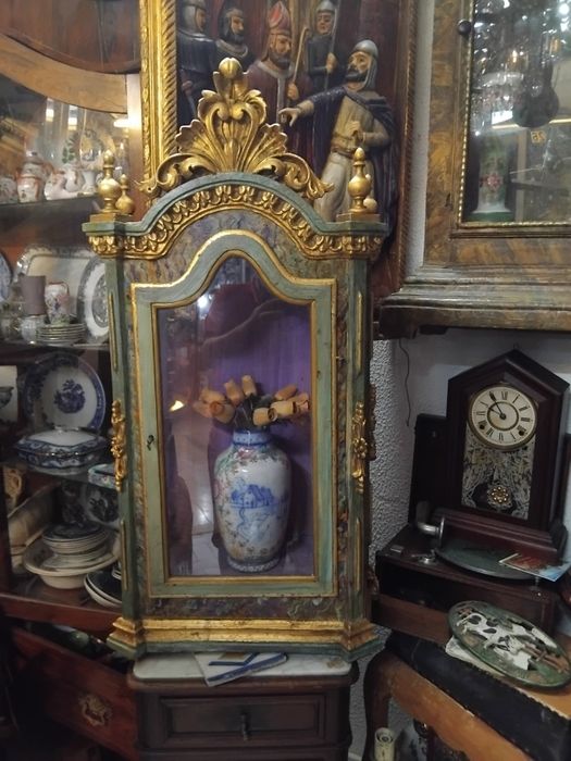 Oratório em madeira talha dourada século XIX