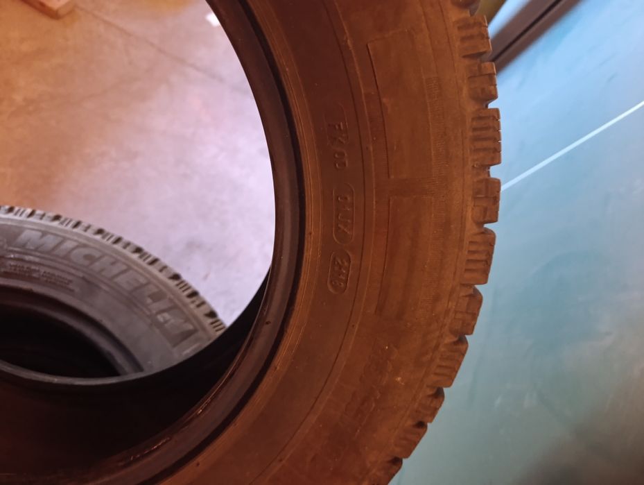 Шини Michelin 215 65 16 C Резина