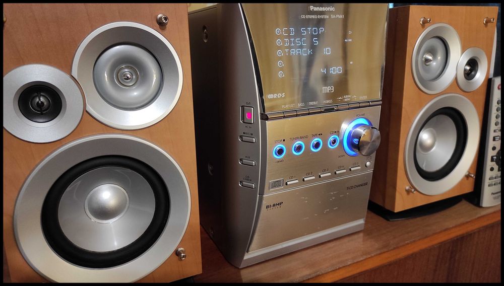 Продам музичний центр Panasonic SA-PM41