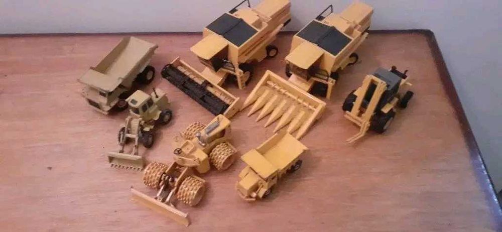 Colecao Maquinas em miniatura joal