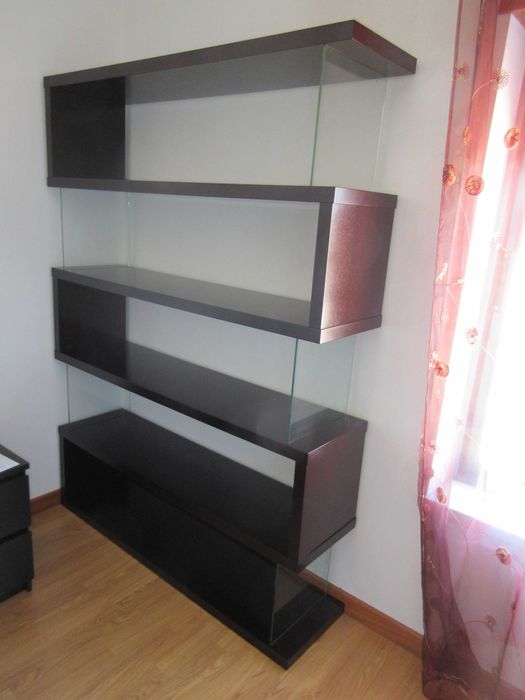 Estante Sette wengué chocolate/vidro - em bom estado! PROMO