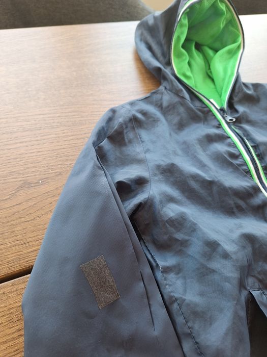 Casaco corta-vento e chuva, Chicco, 116 cm, 6 anos.