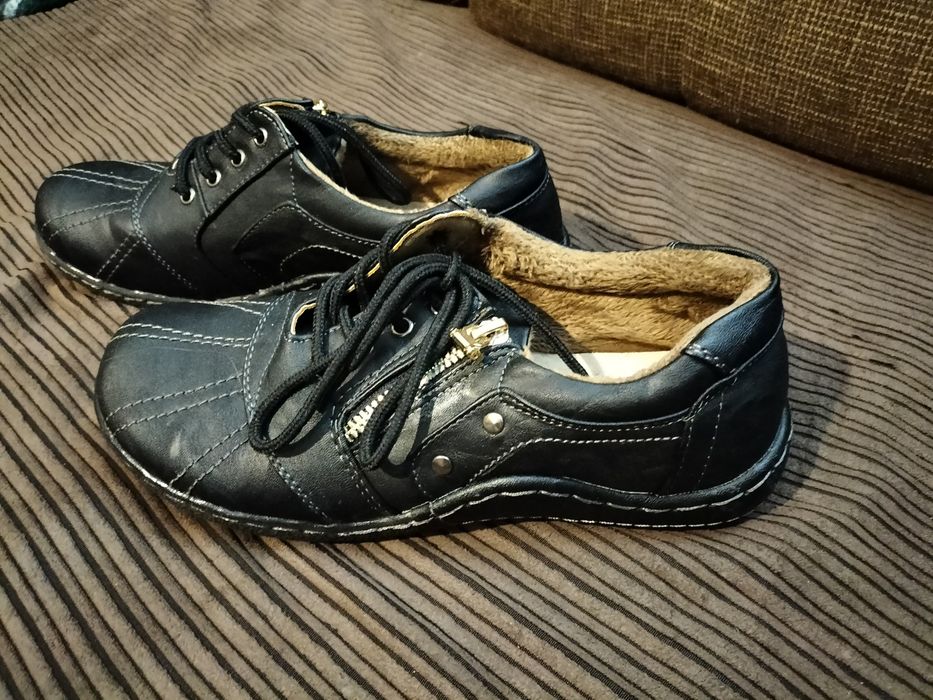 Półbuty damskie 36 buty damskie lekko ocieplane Plop