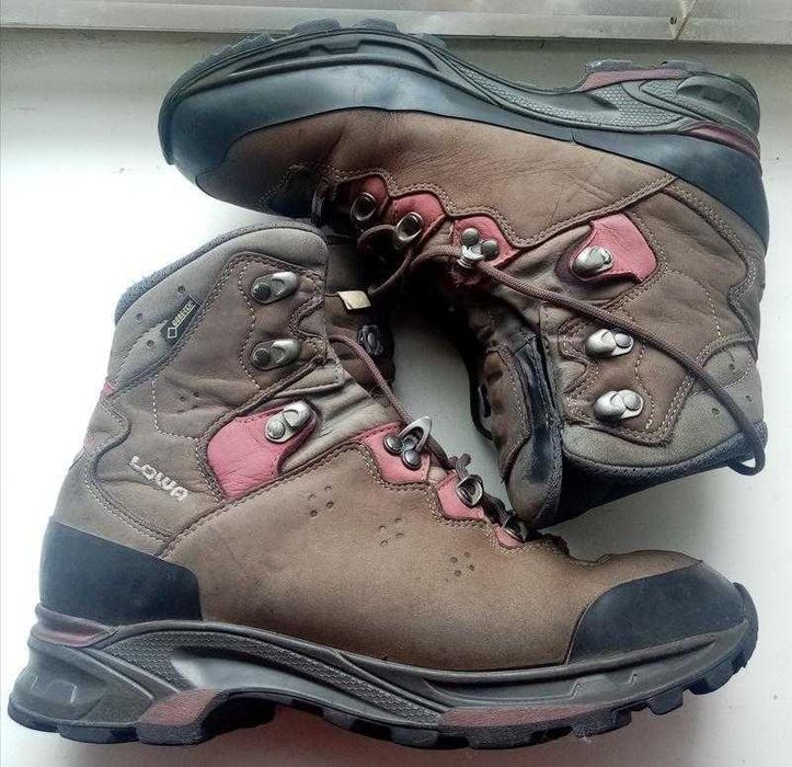 26,5 см. трекинговые кожаные ботинки lowa gore-tex. оригинал.