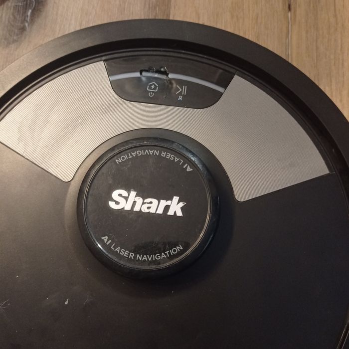 2xSHARK RV2600 LFEU 30, uszkodzony