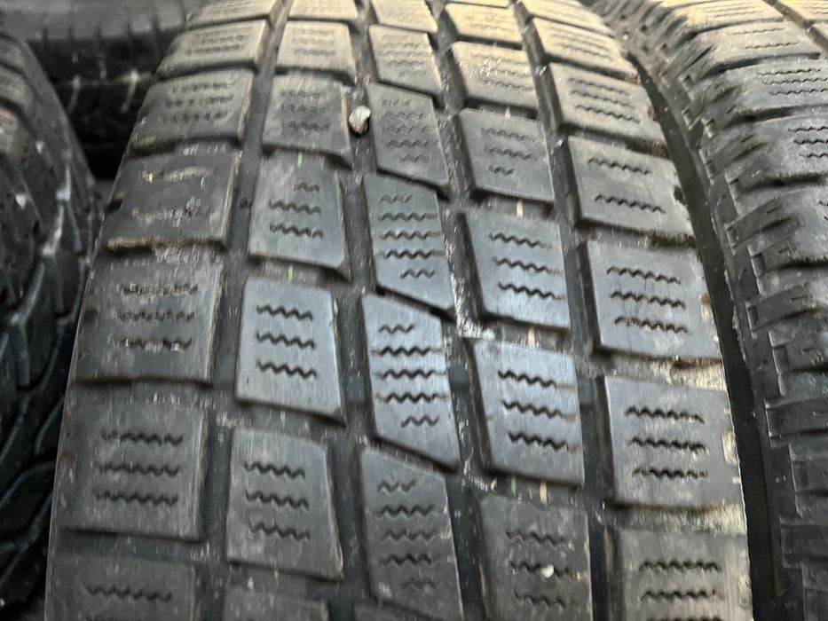 Резина зима вантажна 215/60 R 17 C  TOYO !!6,5-7,4 мм!!2019!! ЗНИЖКА