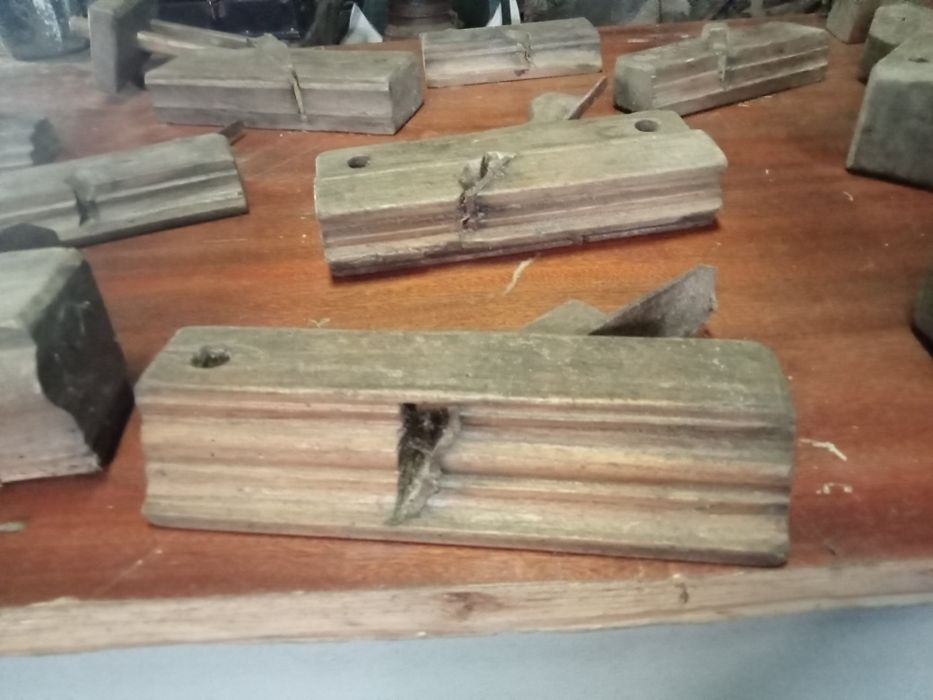 Faramenta antiga de carpinteiro