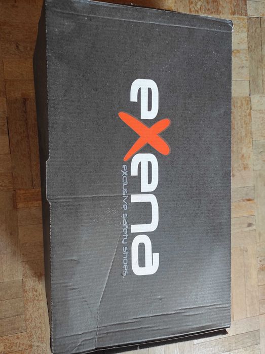 Sapatos de segurança da marca (EXENA) N43 Novo