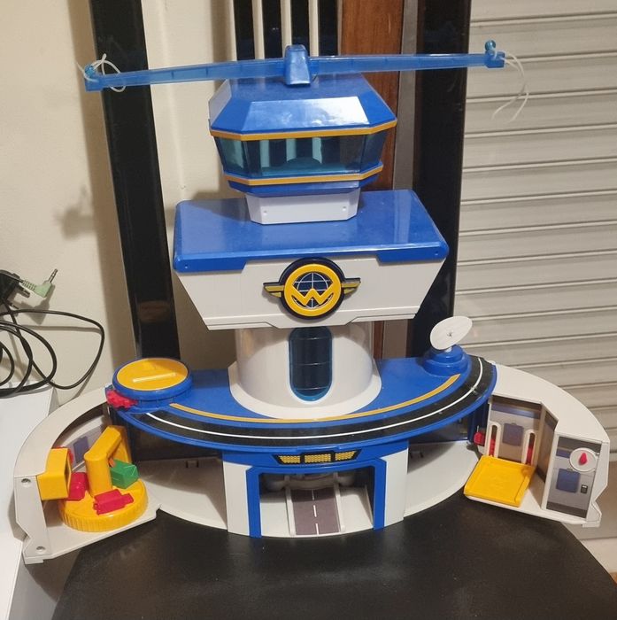 SUPER WINGS Aeroporto Super Asas