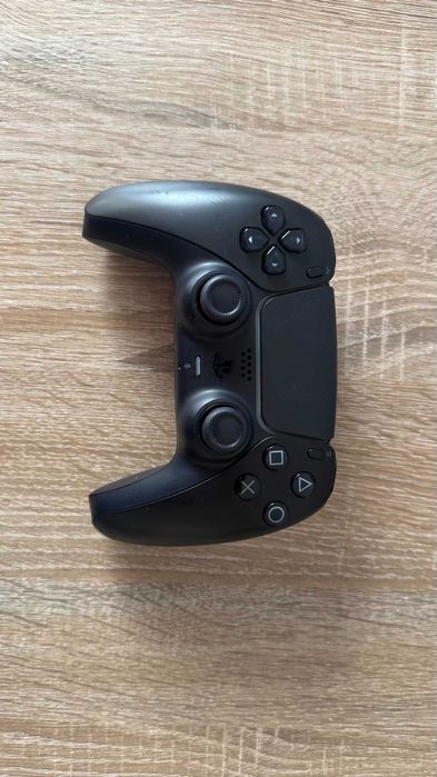 Playstation 5 versão Disco + 3 comandos + 3 jogos