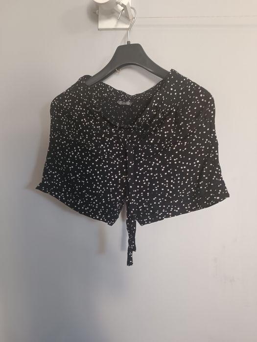 Krótkie spodenki damskie szorty czarne  C&A Jessica rozm. S 36.38