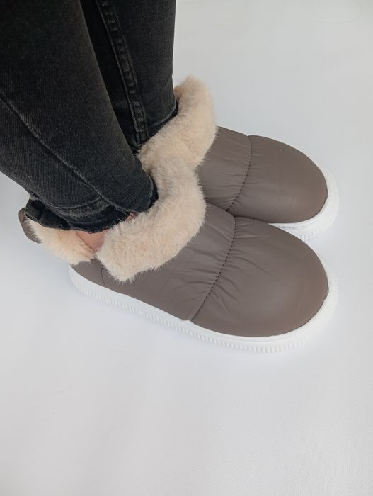 Топові короткі дутики