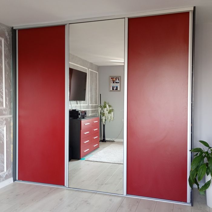 Sprzedam duża szafę