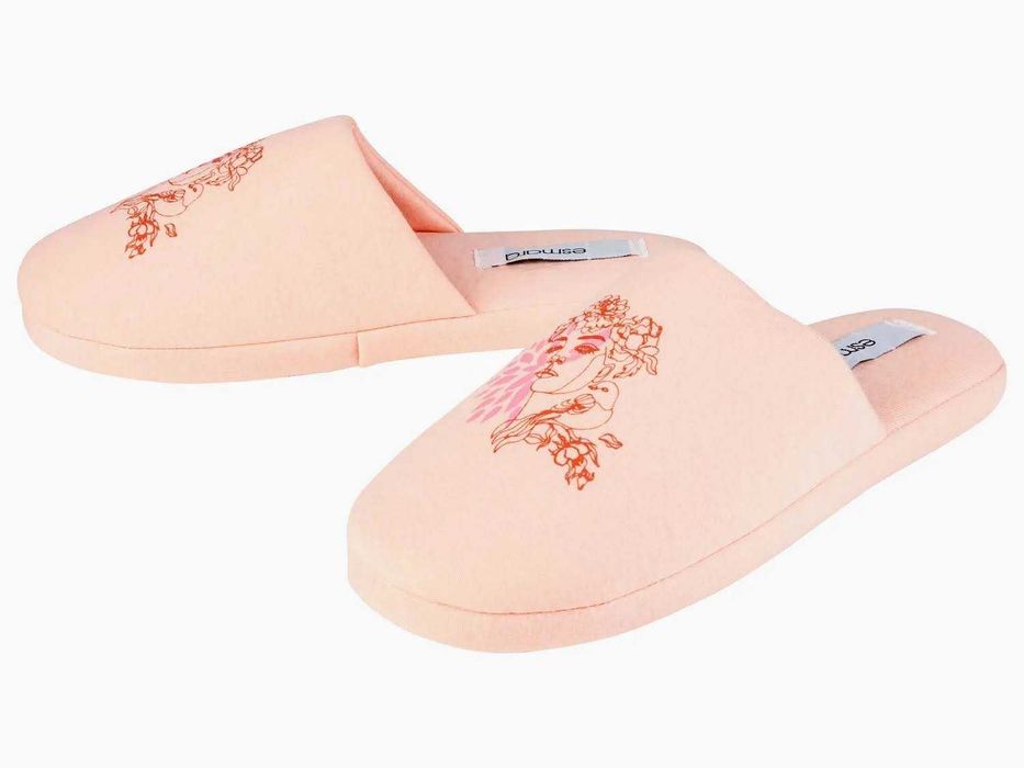 Женские домашние тапочки с мягкой стелькой