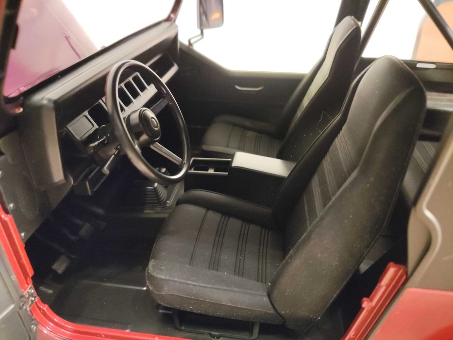 Jeep Wrangler YJ 4x4 1:8 RC RTR