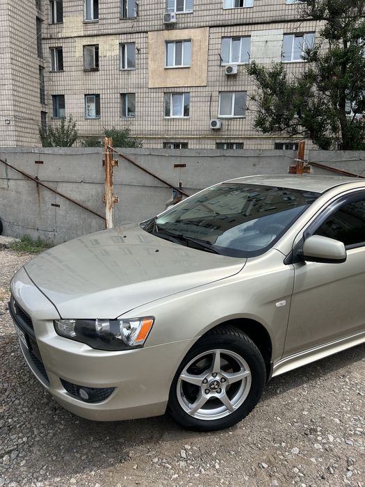 Mitsubishi Lancer 10