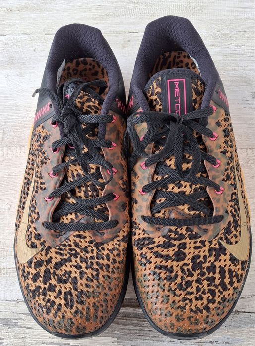 Кросівки NIKE (Найк) р.42 маломірять