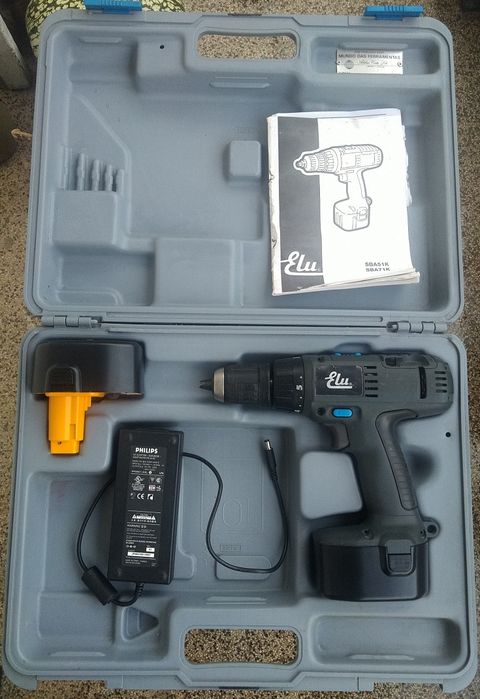 Aparafusadora ELU com martelo 14.4v 13mm