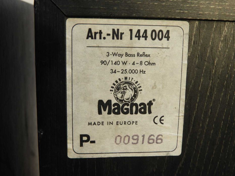 Obudowy kolumn skrzynki Magnat 3 drożne