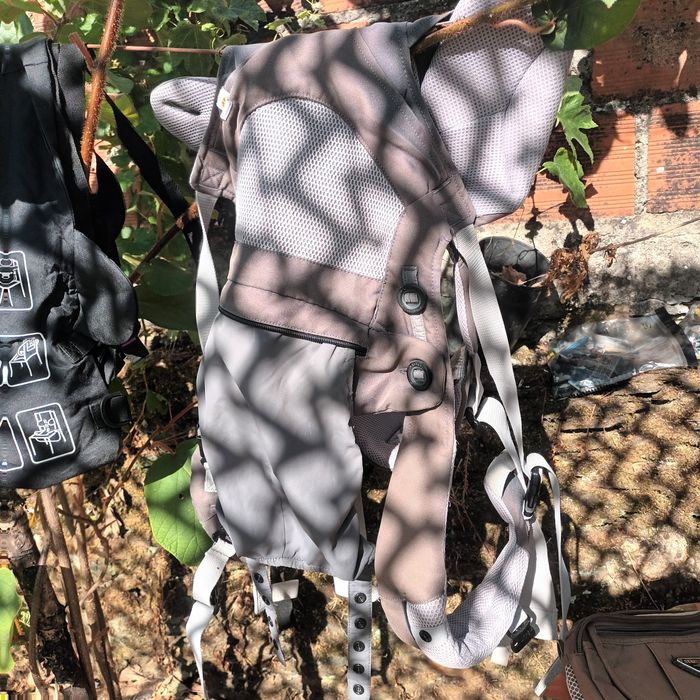 Porta bebés, ErgoBaby como novo