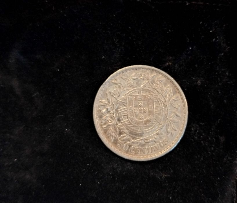 Moeda de 50 centavos em prata