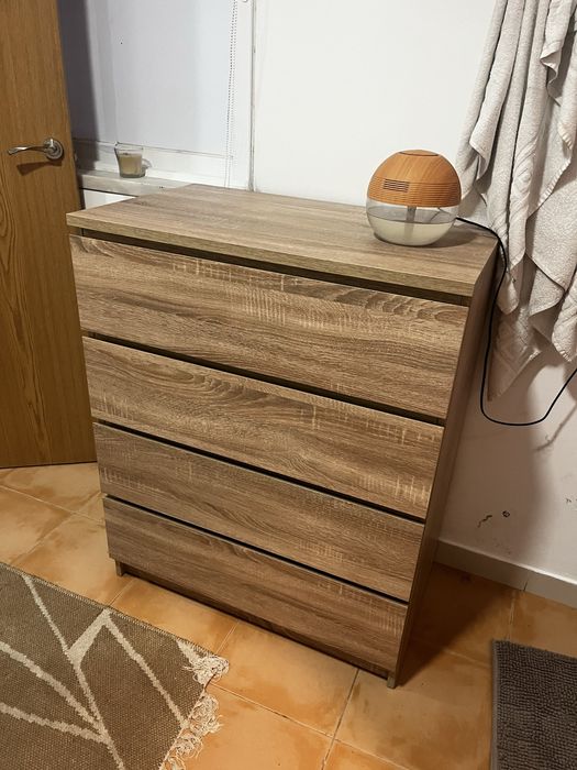 Cómoda 4 gavetas Jynk