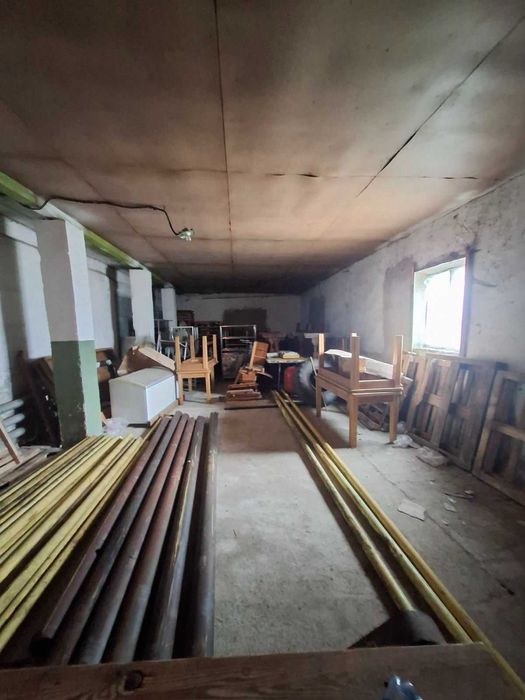 Продаю виробничо-складський комплекс 10000м2 та 4.8га землі.