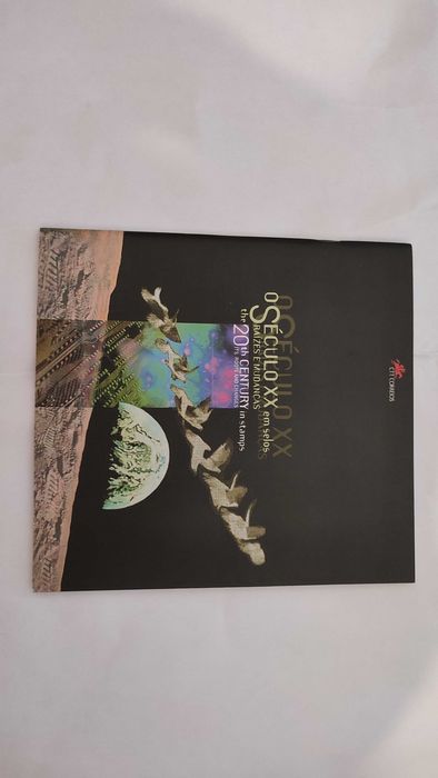 Livro de selos O Século XX em selos Raízes e Mudanças