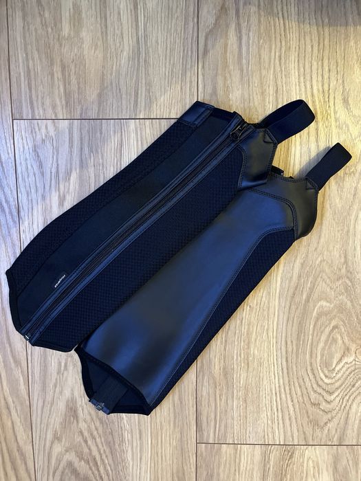 sztylpy/czapsy jeździeckie dla dzieci Fouganza z decathlon, ~10 lat