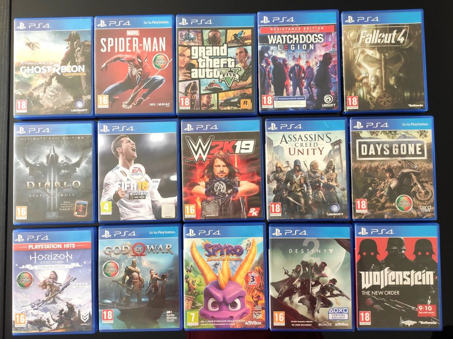 PS4 1TB Jet Black [Renovada] + 43 Jogos