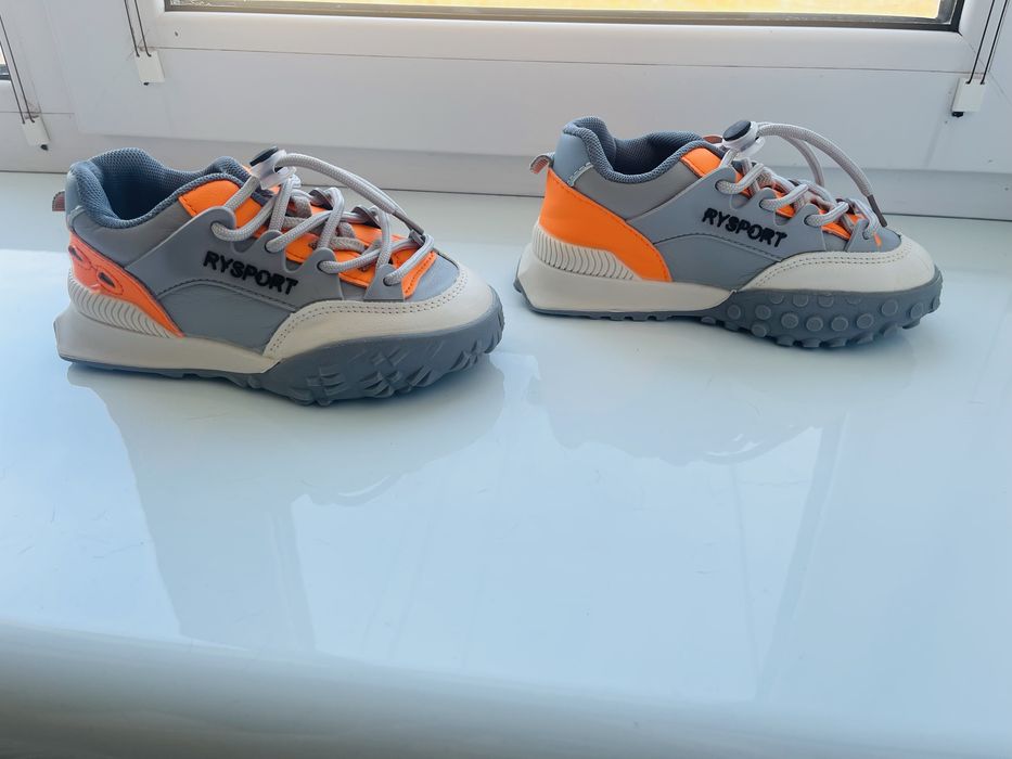 Дитяче взуття весна/літо