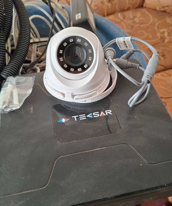 Продам комплект видеоспостереження.БВ