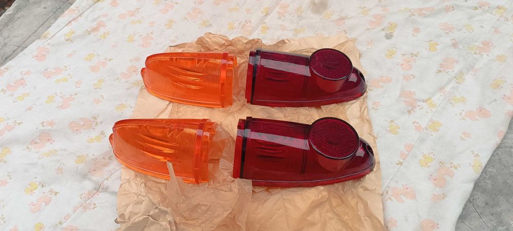 Стекла задних фонарей Москвич 403, 407.Новые СССР.