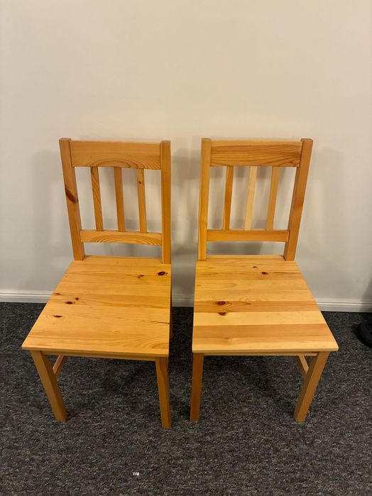 Krzesło sosnowe JYSK