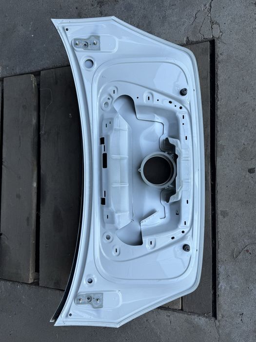 Klapa tyl z lotka vw beetel cabrio