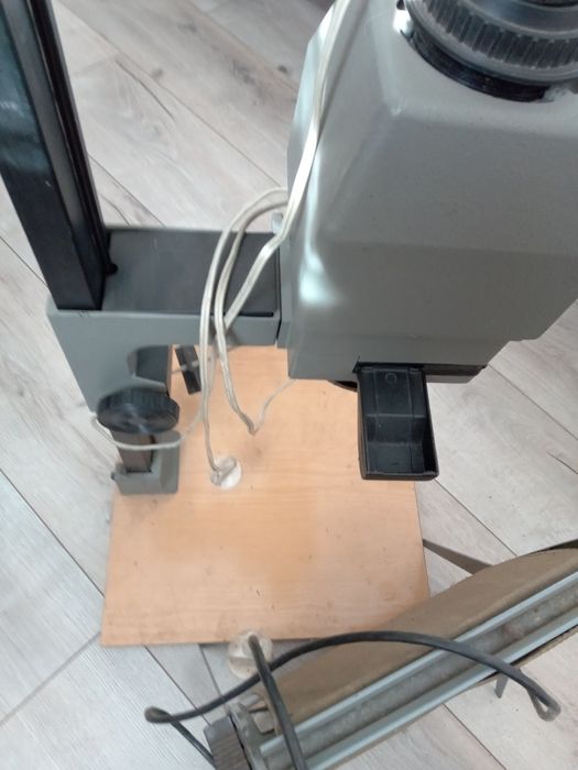 Фотоувеличитель, фотоглянцеватель.