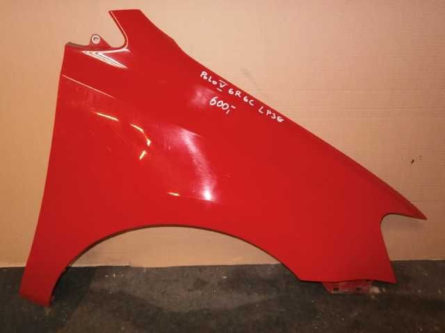 vw polo V 6R 6C błotnik przedni  prawy czerwony LP3g