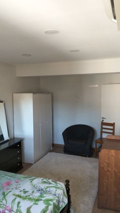 Quarto para arrendar entrada imediata
