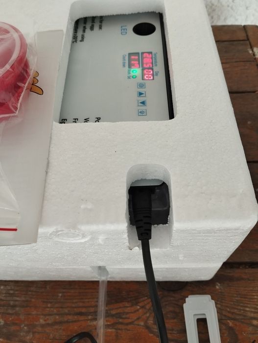 Chocadeira Automática 12 ovos