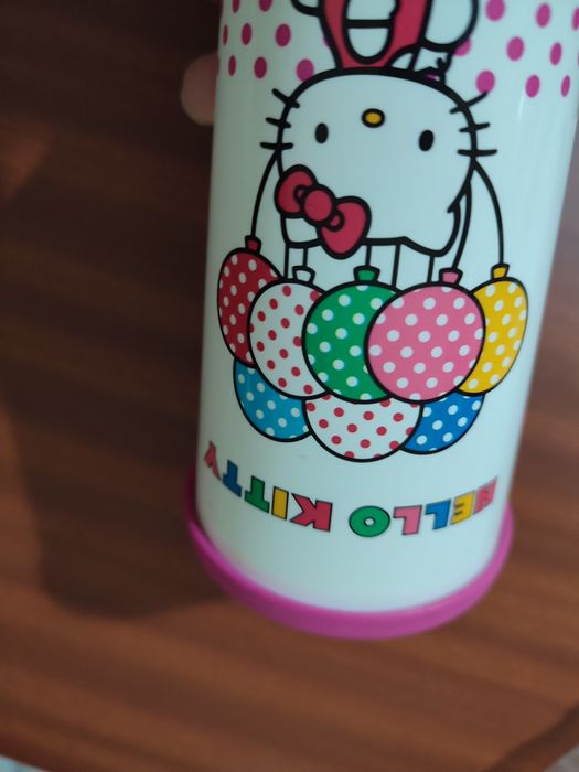 copo  hello Kitty Tupperware NOVO