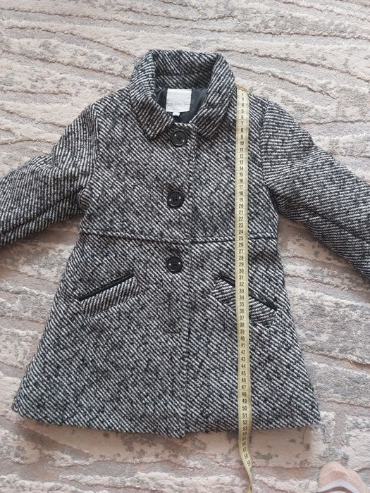 Пальто на дівчинку