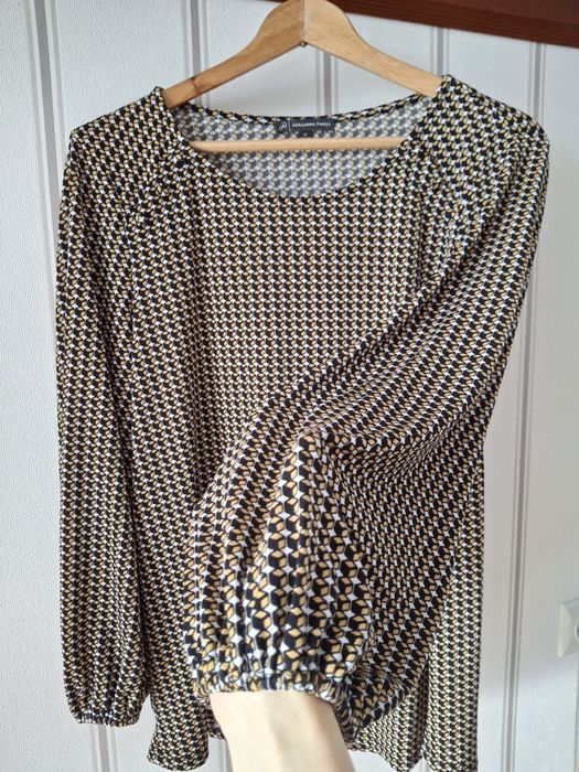 Bluzka w kolorowe sześciany - efekt 3D - elastyczna -Adrianna Papell -