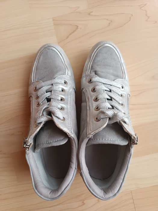 Buty trzewiki trampki koturn szaro srebrne rozm 38 CCC