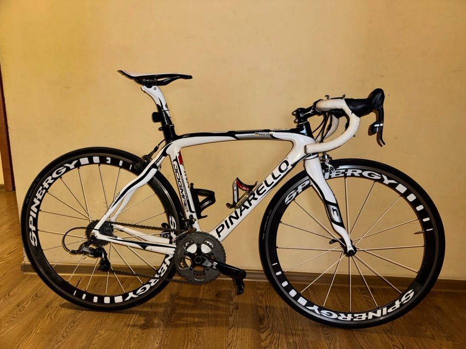 Велосипед шосейний Pinarello Dogma