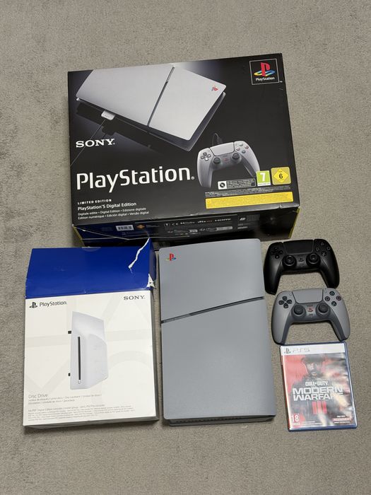 PlayStation 5 ( 30 anos ) com exteas