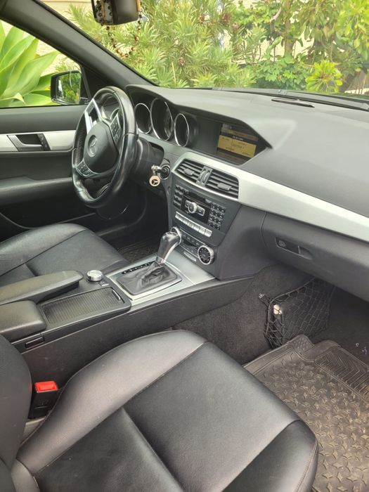 MERCEDES BENZ C250d pack amg